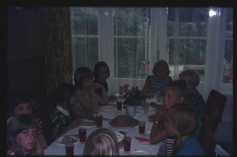 06.Delft aug 1972 Brigitte,Marion,Peter.JPG